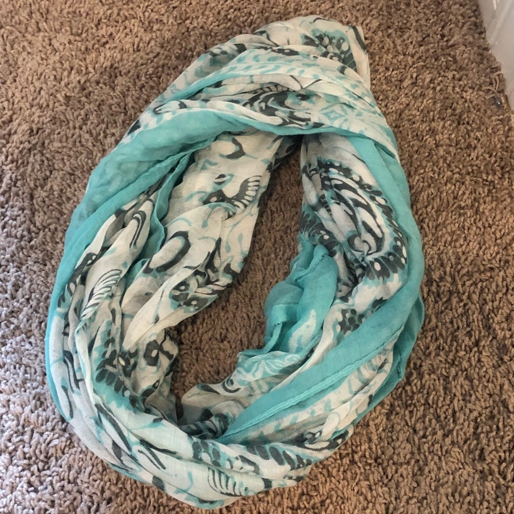 Infinity Scarf - Picture 3 of 3